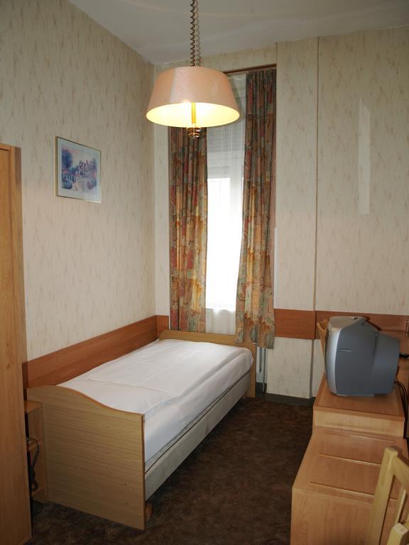 Hotel Stalehner Viena Habitación foto